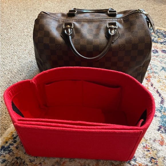Authentic Louis Vuitton Speedy 30 in Damier Ebene - Picture 2 of 15